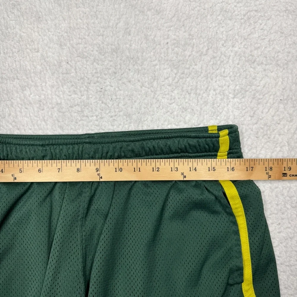 Vintage Nike Oregon Ducks Mesh Gym Shorts Green Basketball Athletic  Men's L